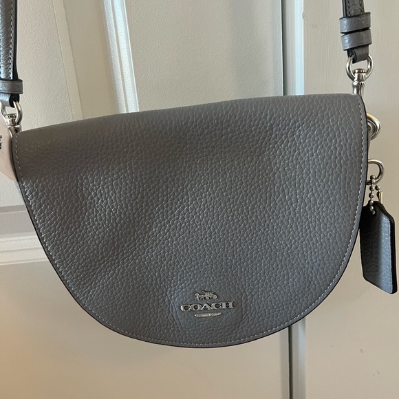 Small Granite Coach purse… New with Tags. Excellent Condition. - Picture 9 of 15